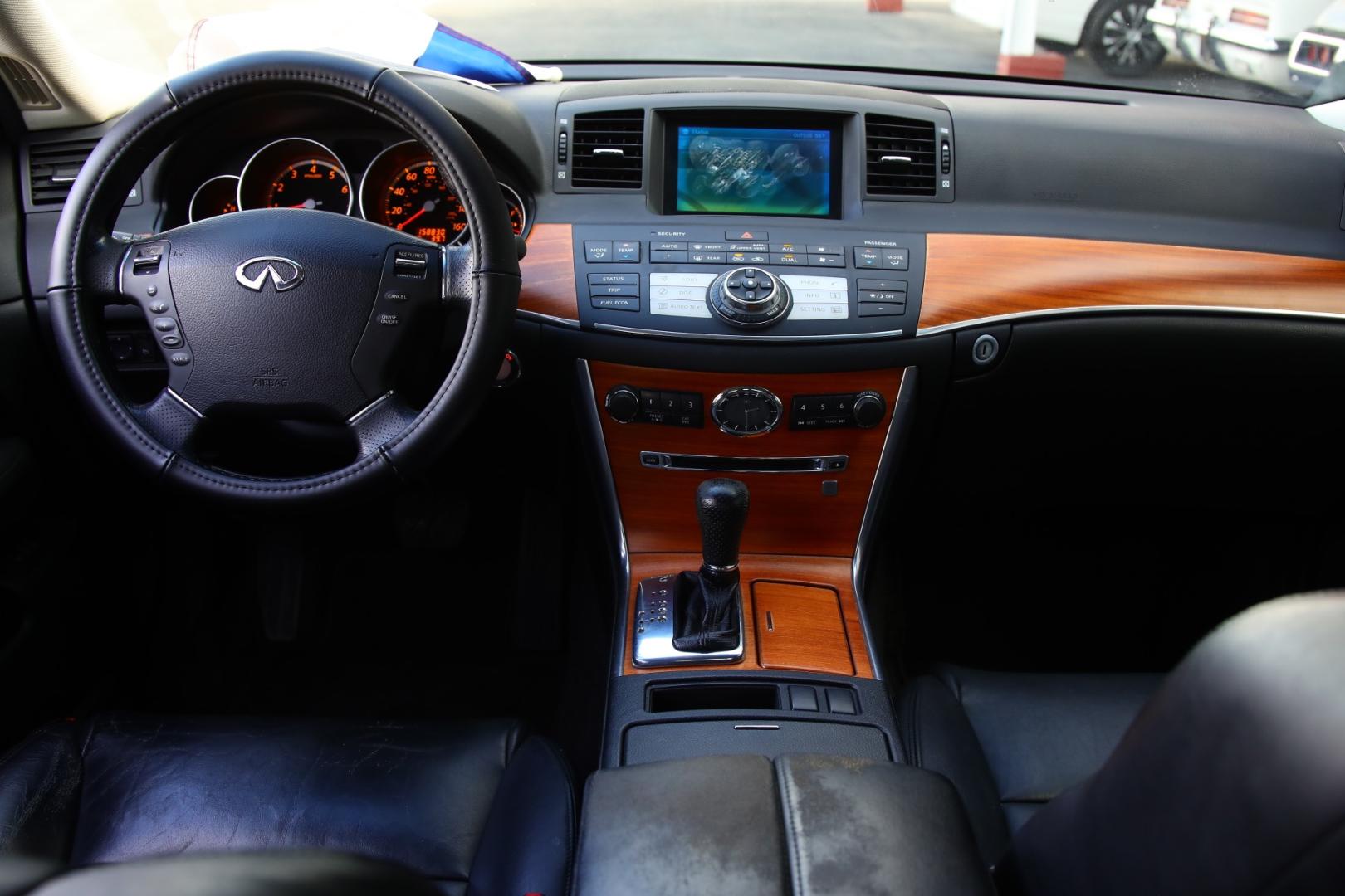 2006 GRAY INFINITI M 35 Luxury (JNKAY01E16M) with an 3.5L V6 24V DOHC engine, 5-SPEED AUTOMATIC transmission, located at 420 E. Kingsbury St., Seguin, TX, 78155, (830) 401-0495, 29.581060, -97.961647 - Photo#12